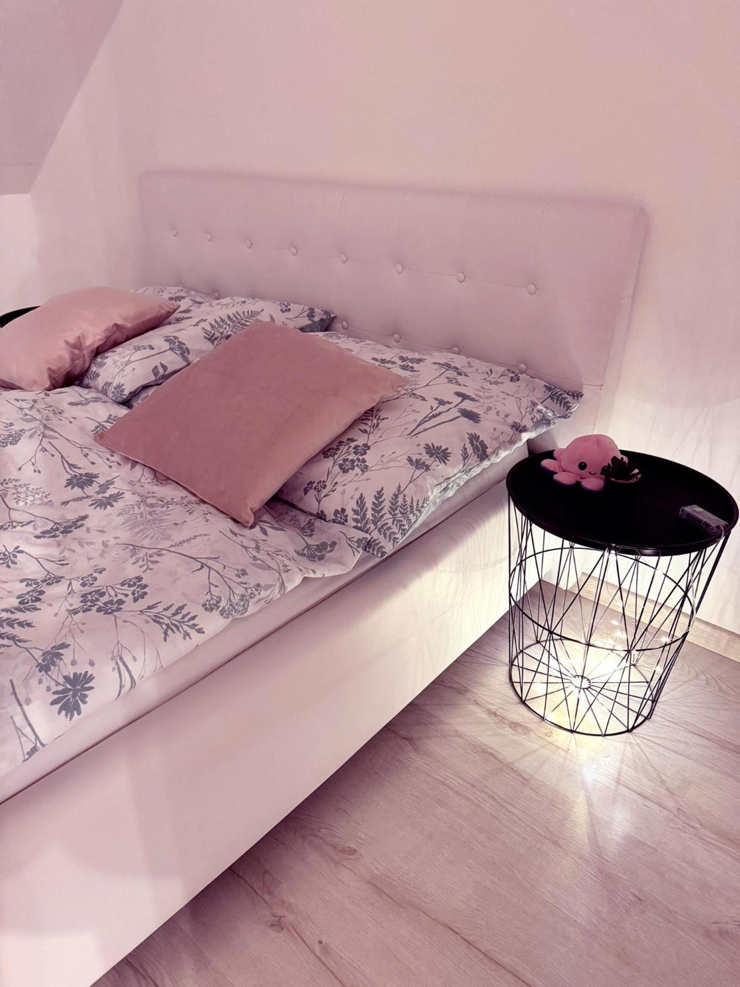 Appartement Exclusive Family Apartman à Pécs Extérieur photo