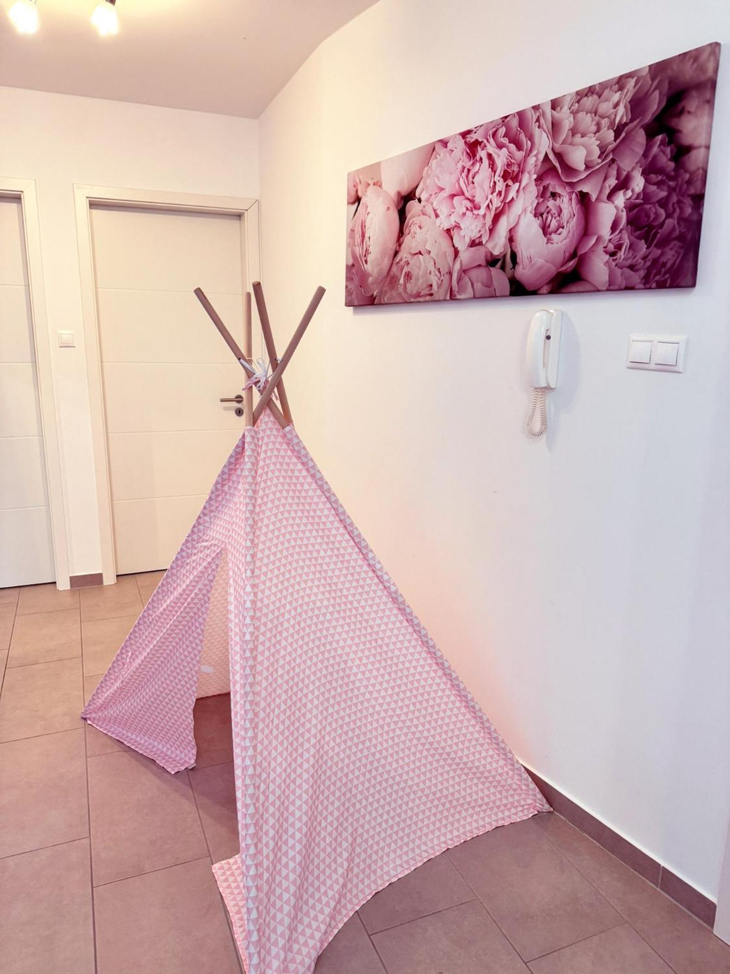 Appartement Exclusive Family Apartman à Pécs Extérieur photo